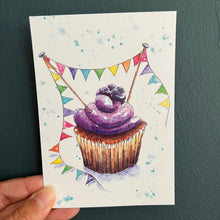 Afbeelding in Gallery-weergave laden, Feestkaart cupcake paars
